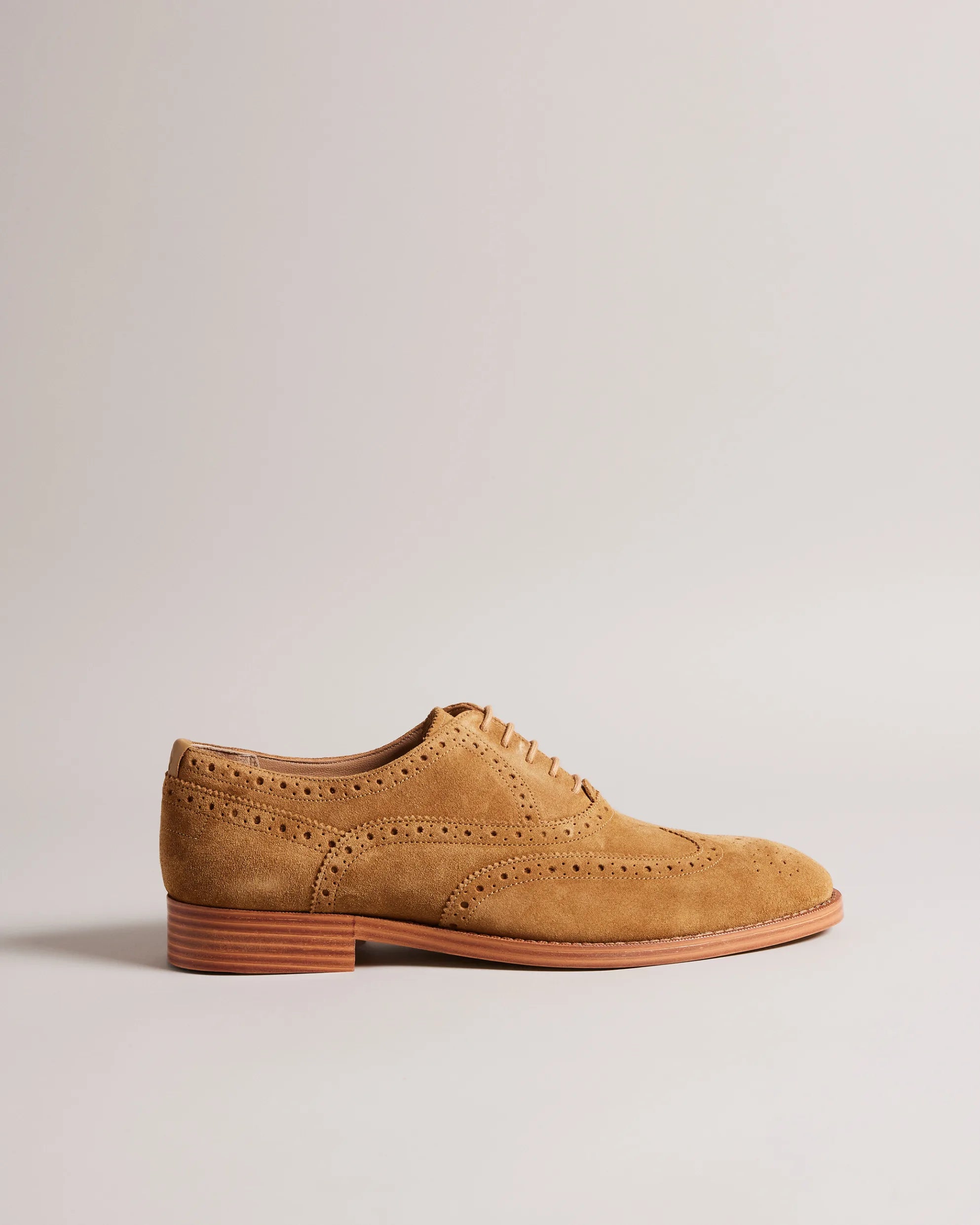 Suede store classic brogue